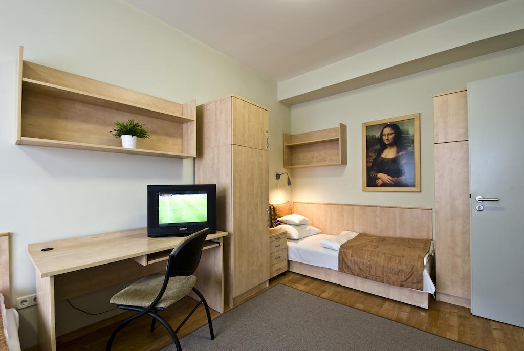 Hotel Kerpely Dunaújváros Rom bilde
