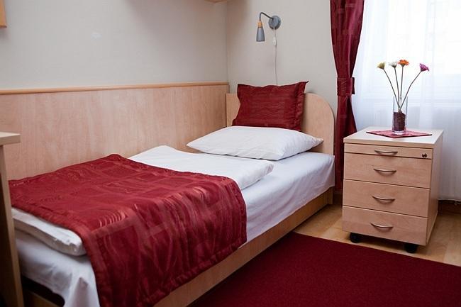 Hotel Kerpely Dunaújváros Eksteriør bilde